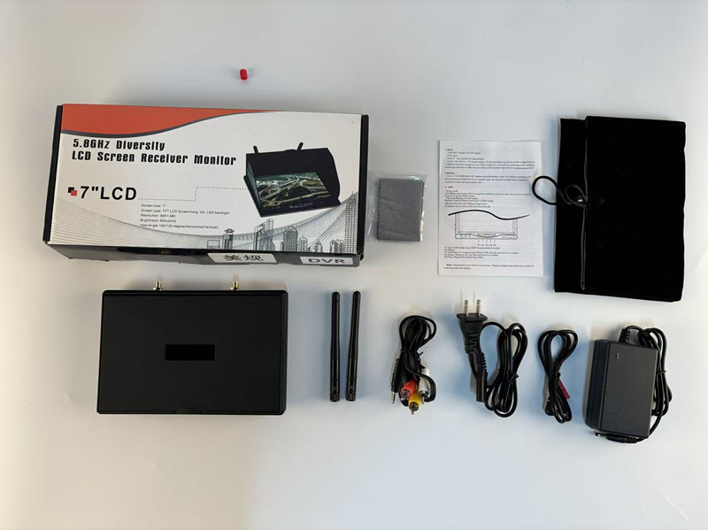 Monitor LCD da 7 pollici 5.8G  - Drone Controller Screen recensione e prezzo
